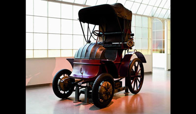Lohner-Porsche 1900-1901 with electric hub wheel drive 1